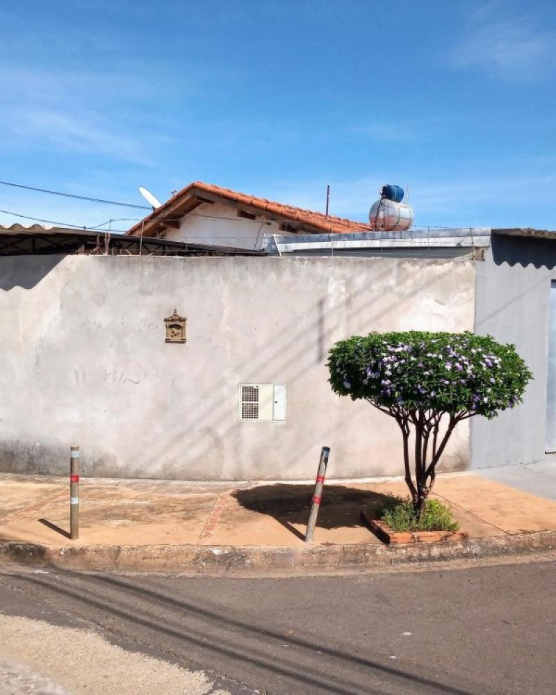 CASA NA Vila Nova Florinea em Assis