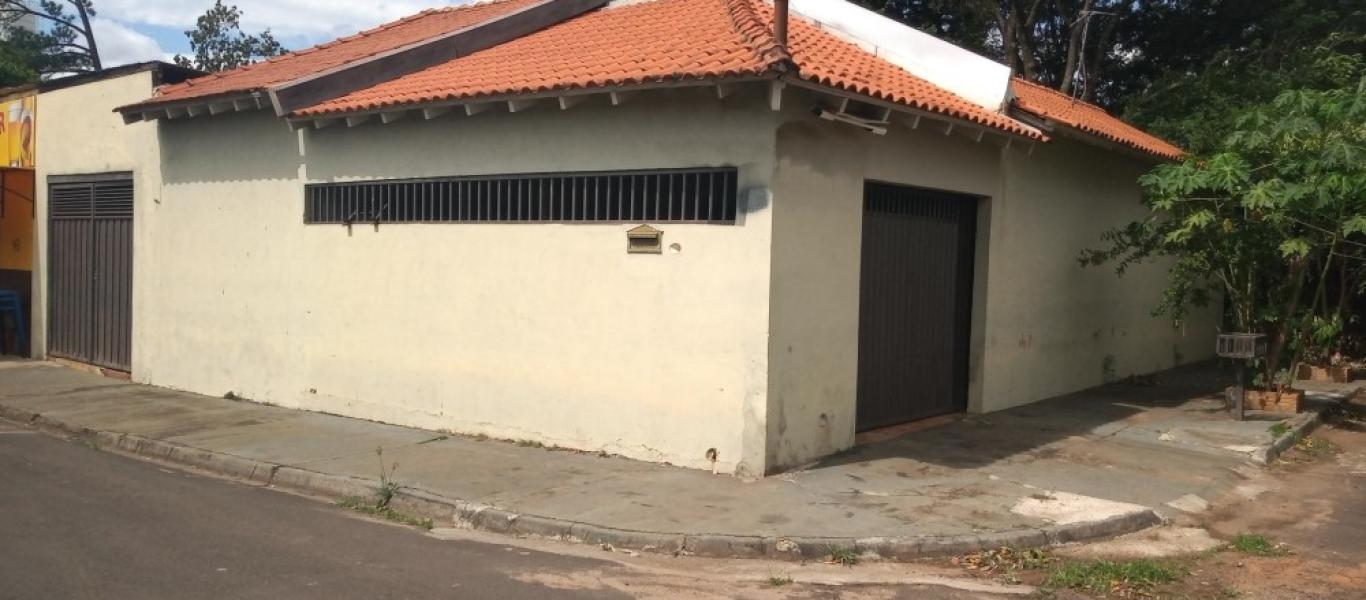 CASA NA Vila Progresso em Assis