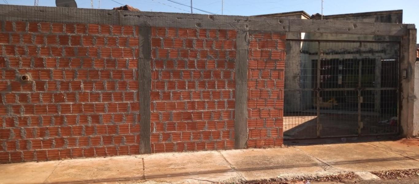 CASA NA Vila Operária em Assis