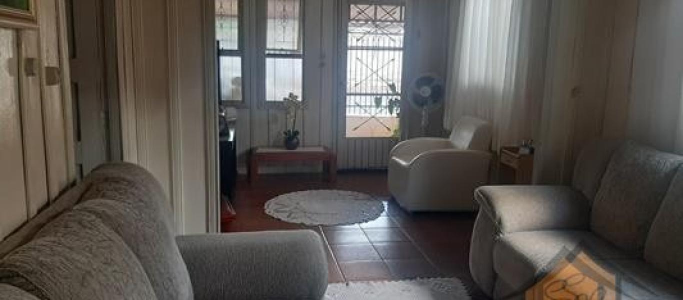 CASA NA Vila Ribeiro em Assis