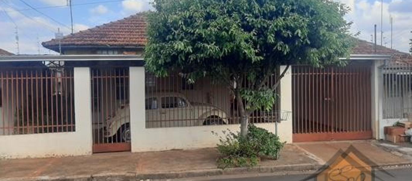 CASA NA Vila Ribeiro em Assis