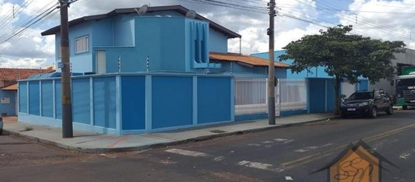 CASA NA Vila Rodrigues em Assis