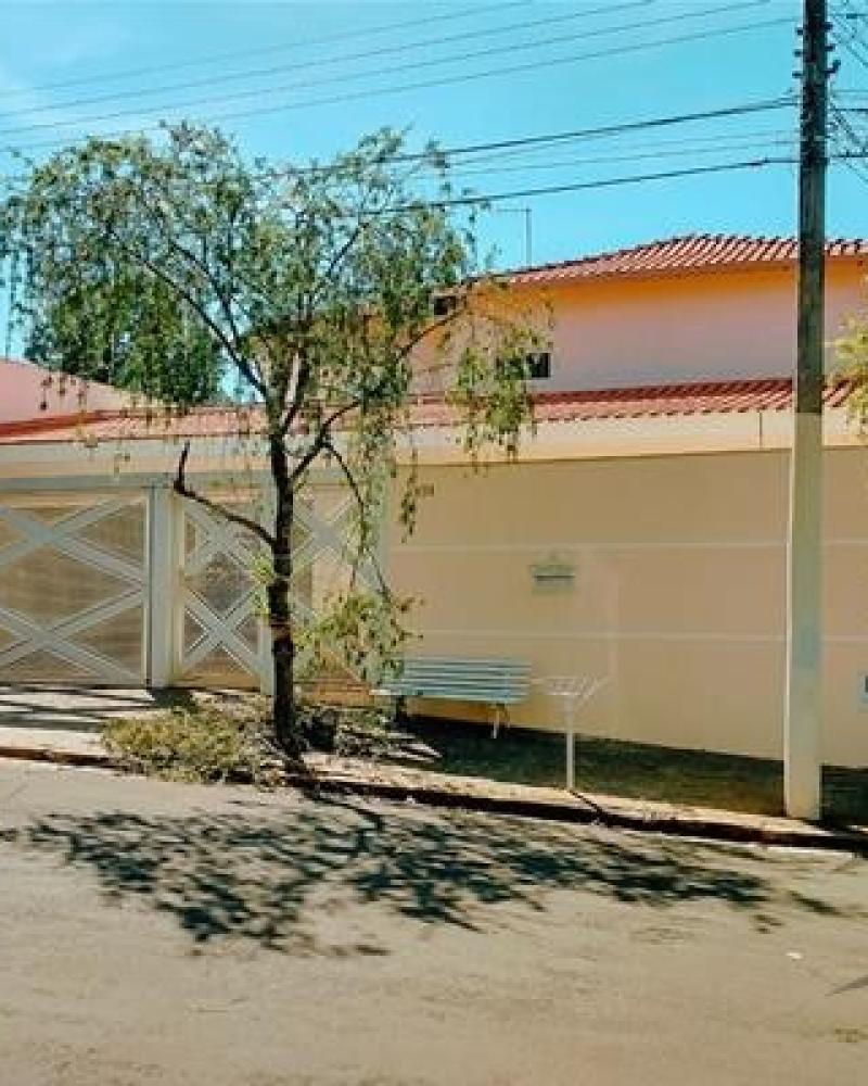 CASA NO Jardim Europa em Assis