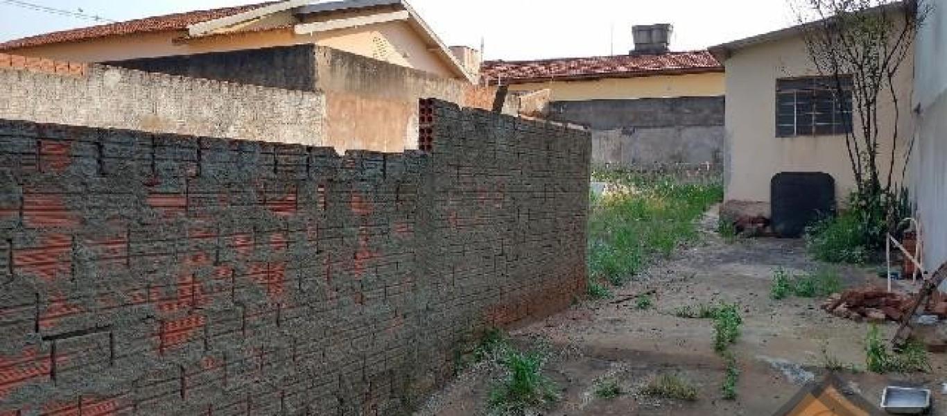 TERRENO NA Centro em Assis