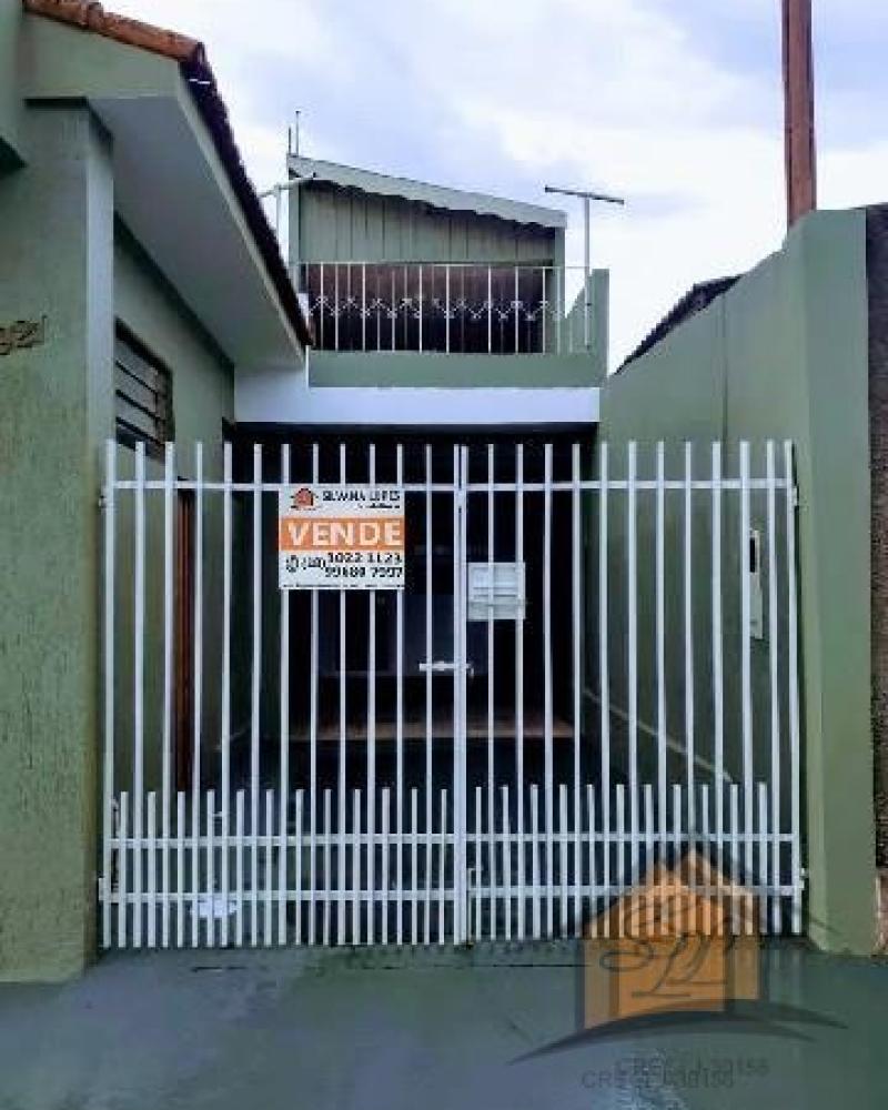 CASA NA Vila Ribeiro em Assis