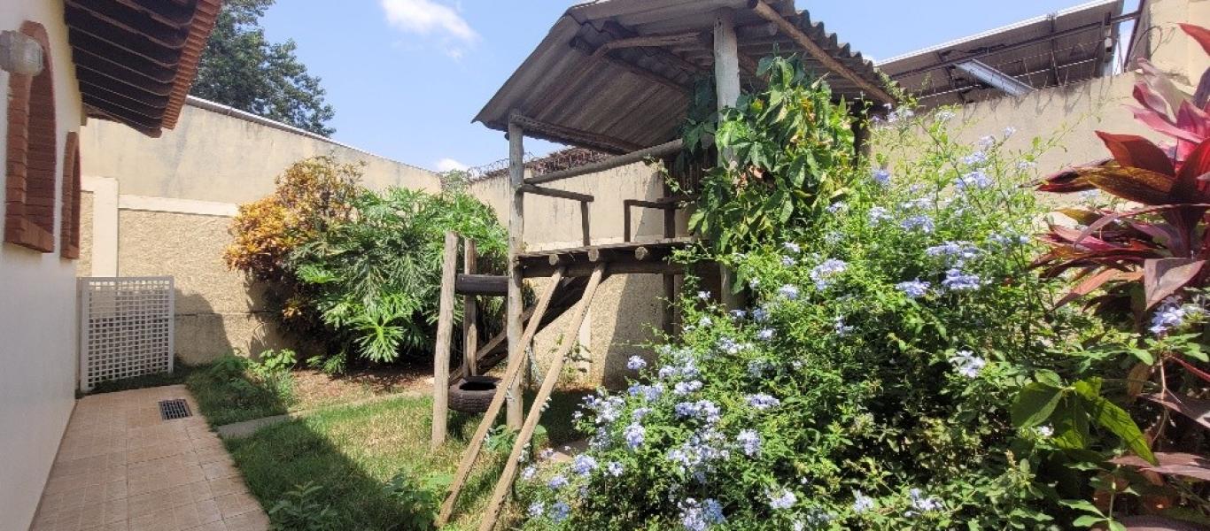 CASA NO Jardim Paulista em Assis