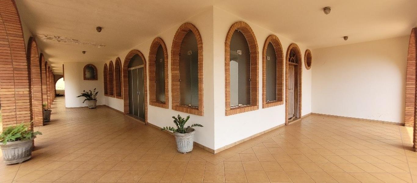 CASA NO Jardim Paulista em Assis