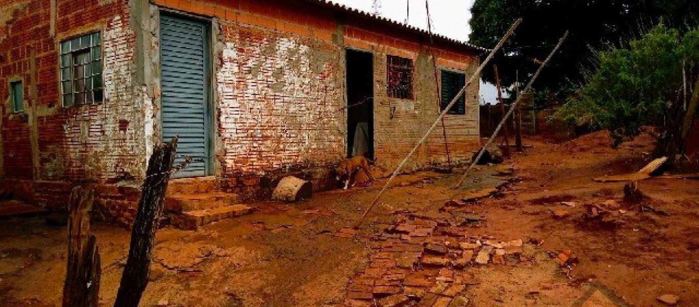 CASA NA VILA OPERARIA em Assis