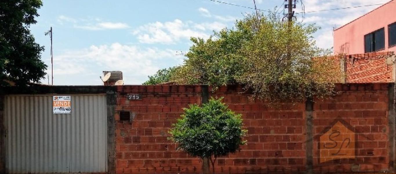 CASA NA Vila Ribeiro em Assis