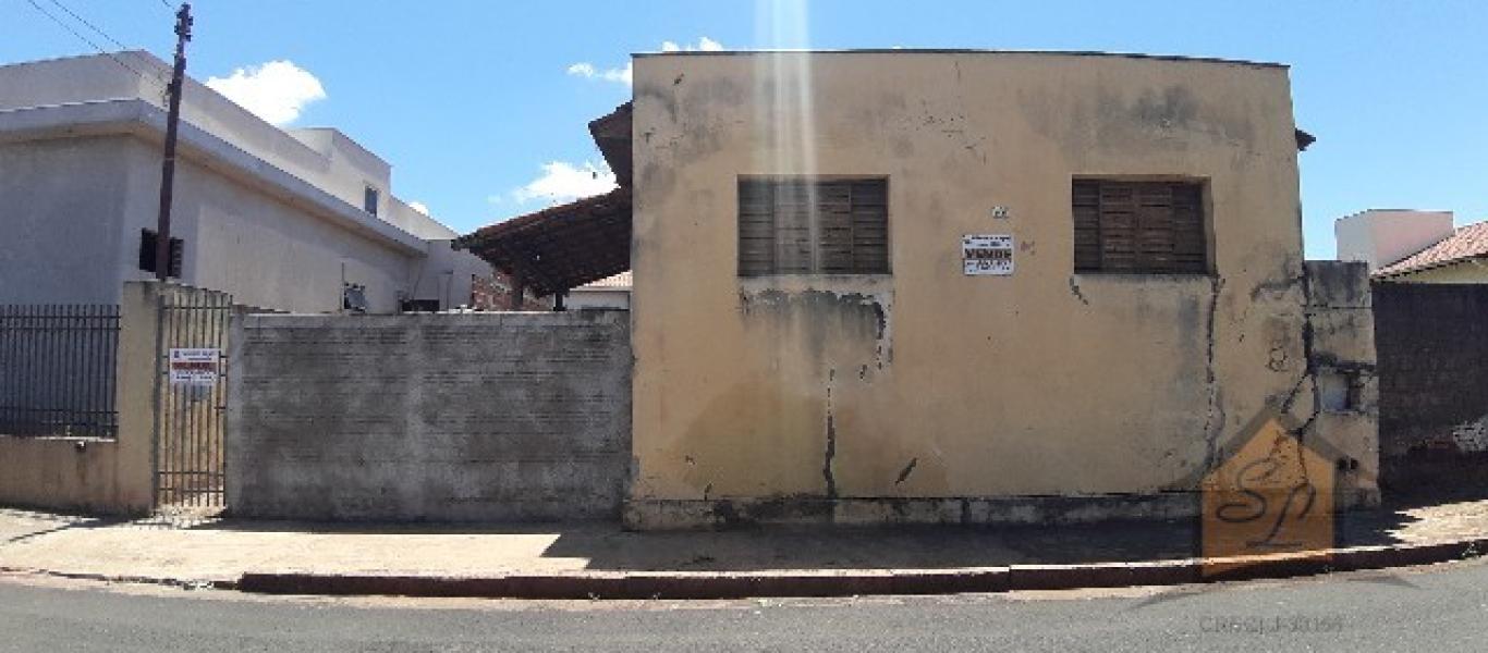 TERRENO NO Centro em Assis