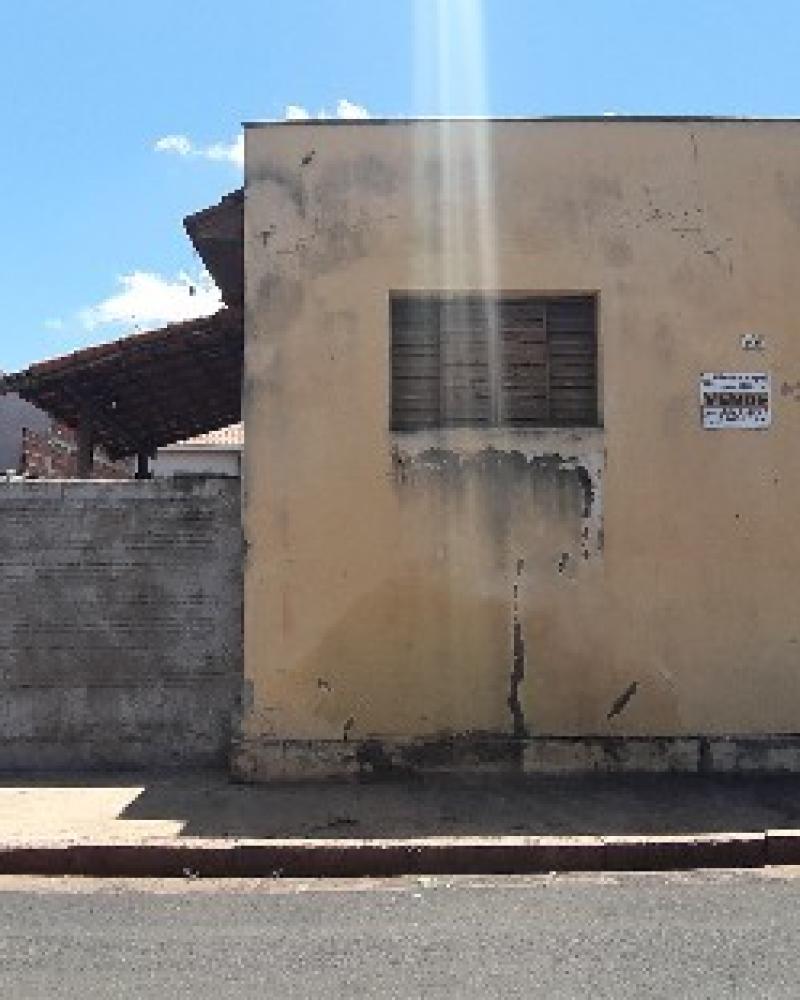 TERRENO NO Centro em Assis