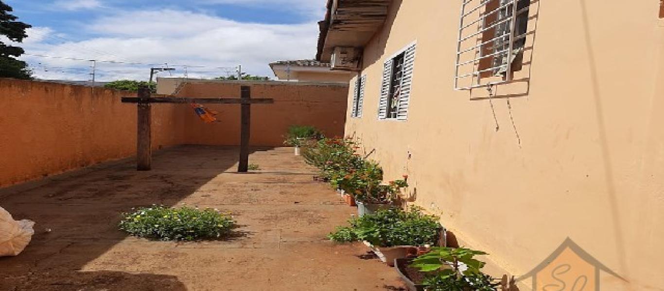 CASA NA BONFIM em Assis