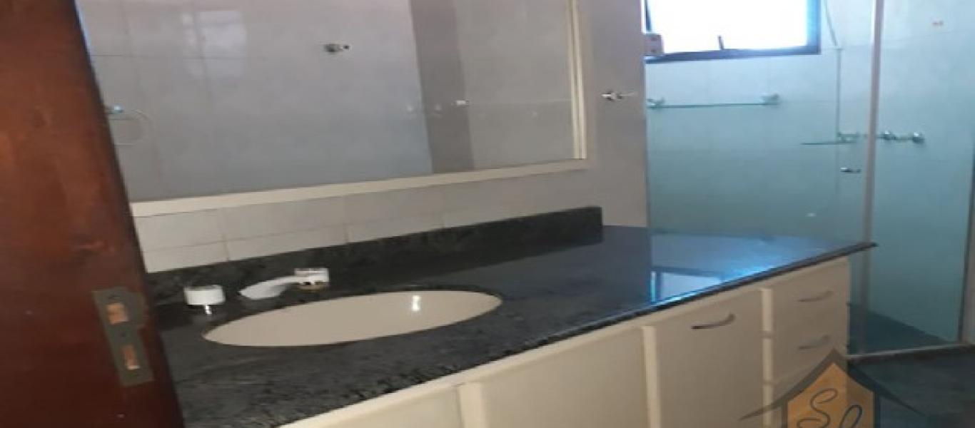 APARTAMENTO NA Centro em Assis