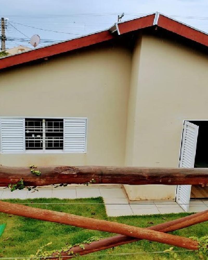 CASA NO Jardim Canadá em Assis