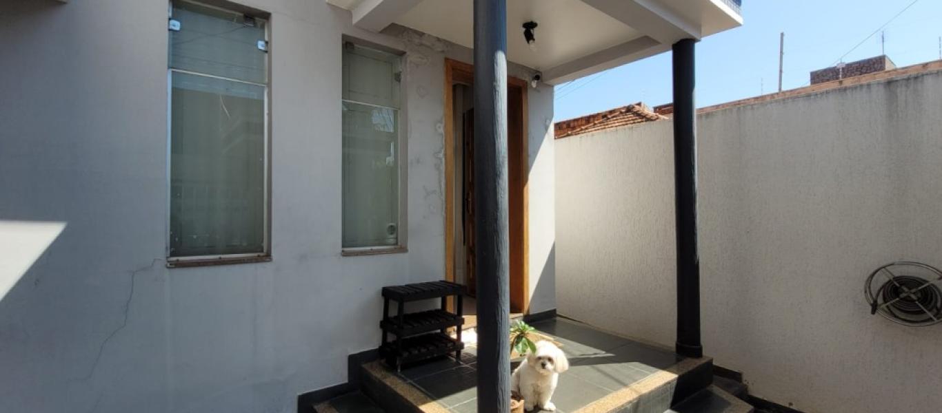 CASA NA VILA ADILETA em Assis