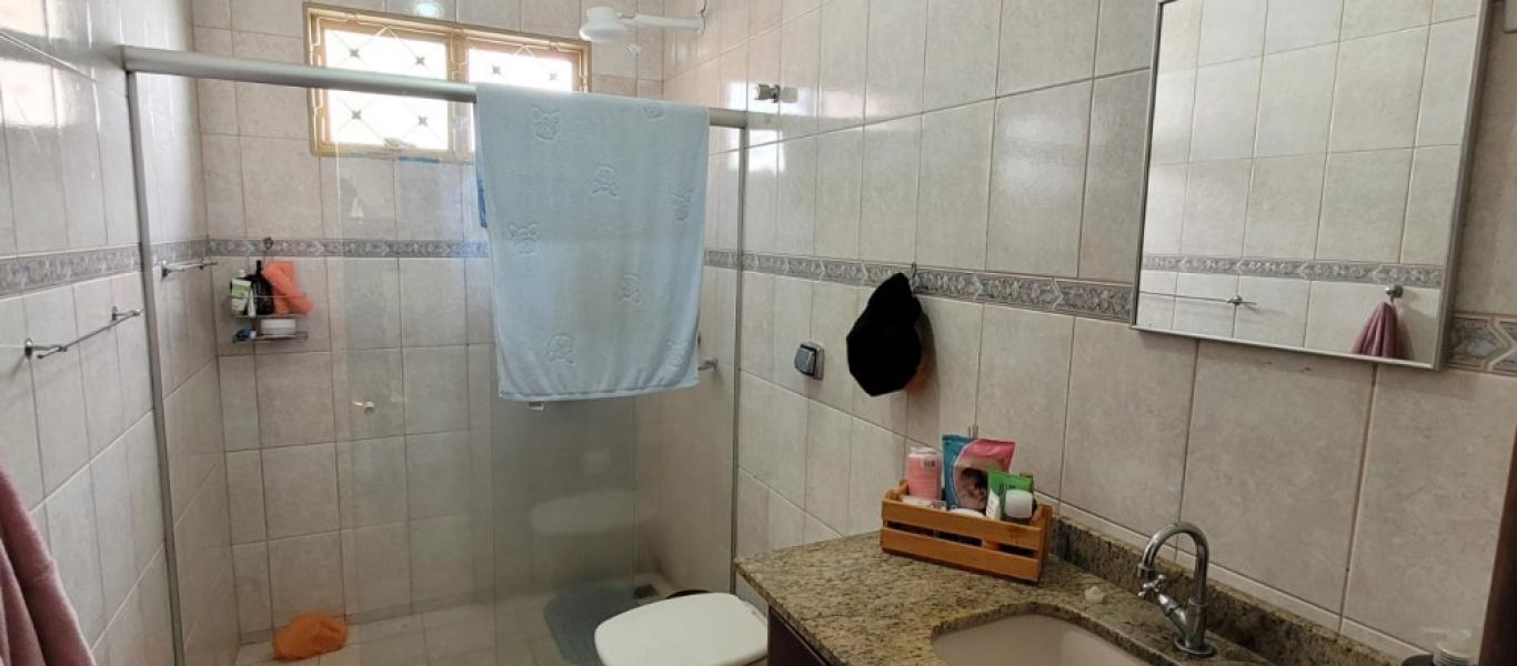 CASA NA VILA ADILETA em Assis