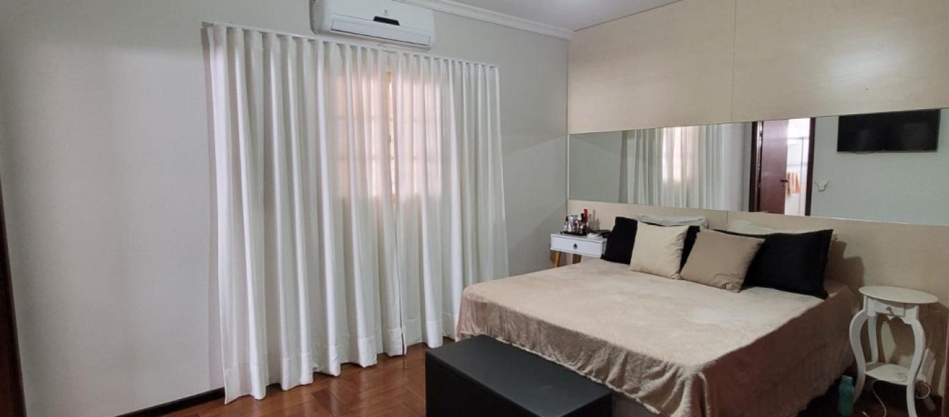 CASA NA VILA ADILETA em Assis