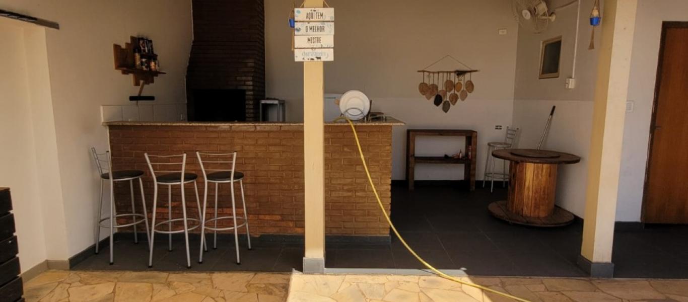 CASA NA VILA ADILETA em Assis