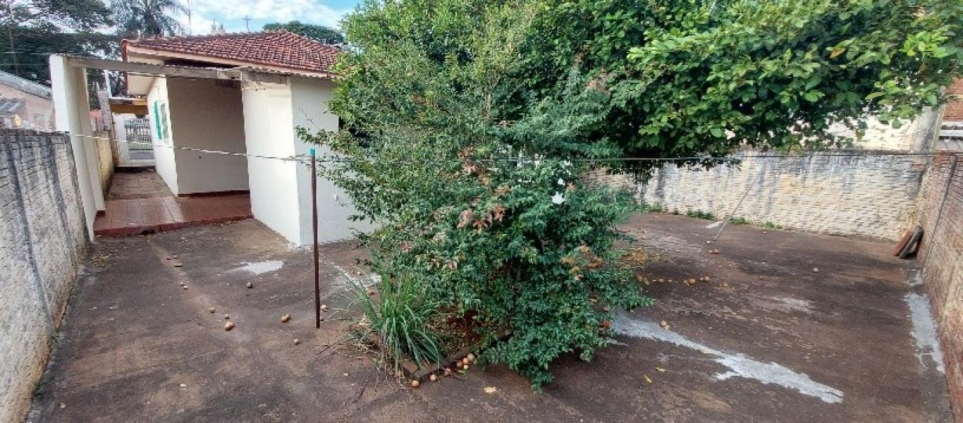 CASA NA Vila Santa Cecília em Assis