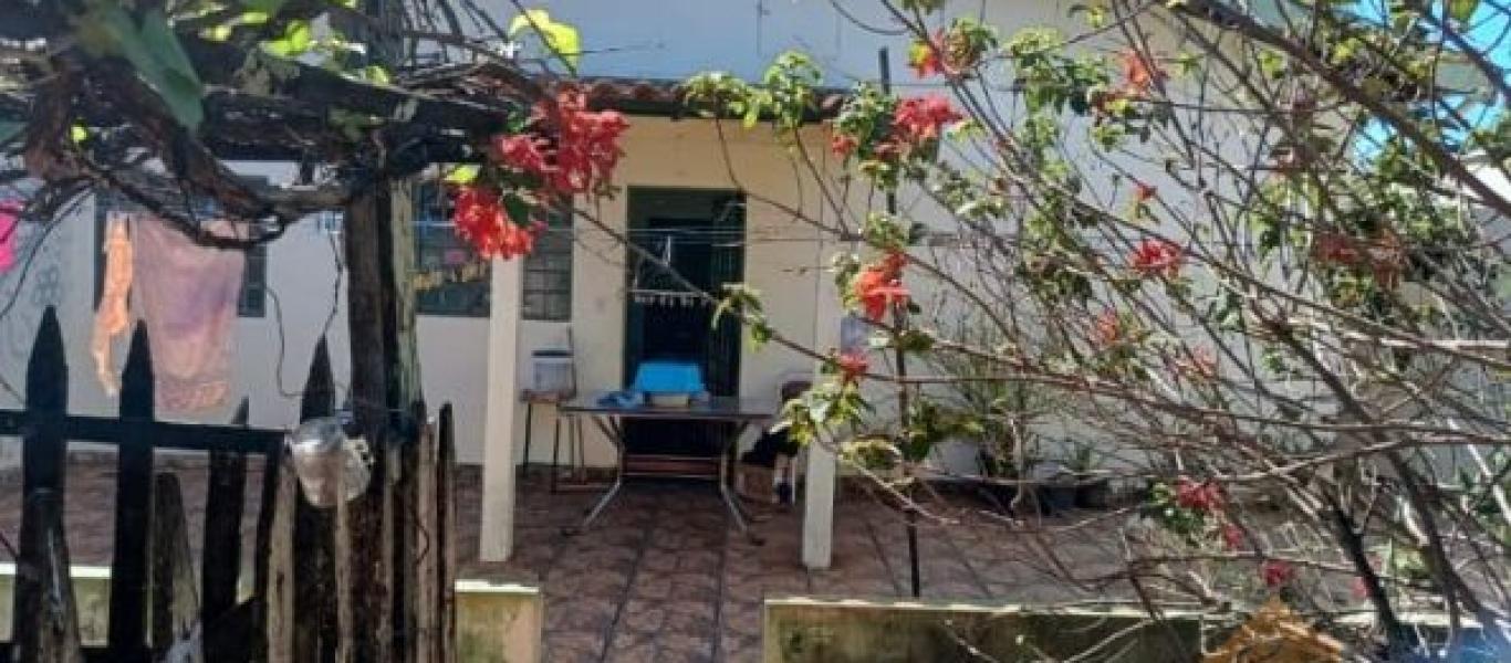 CASA NA Vila Progresso em Assis