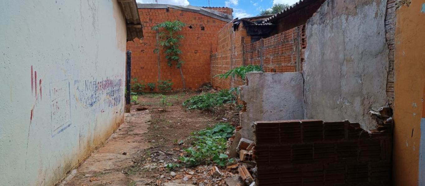 TERRENO NA Vila Nova Florínea em Assis