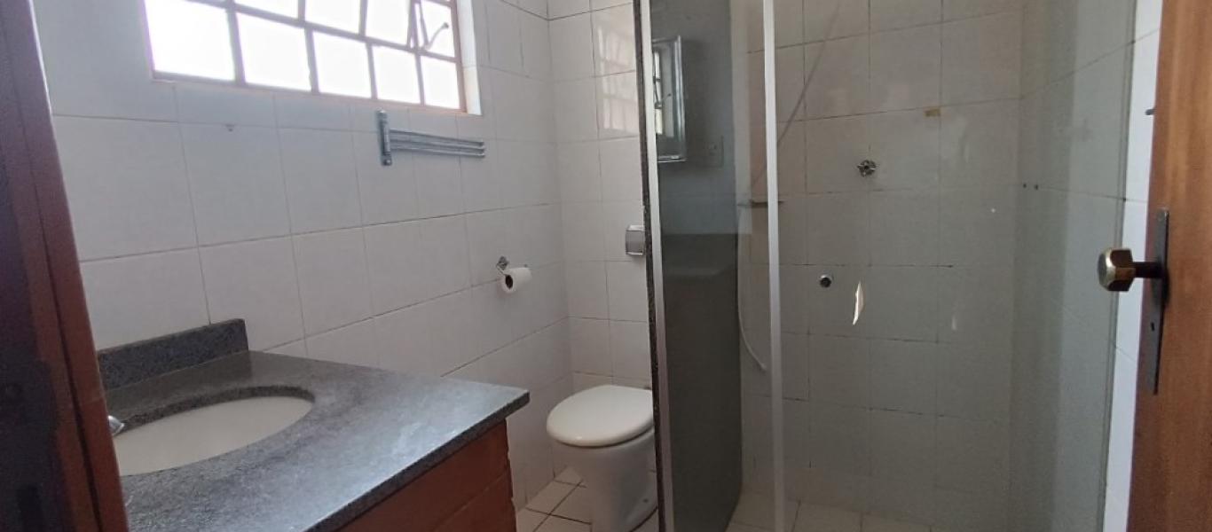 APARTAMENTO NA VILA OPERARIA em Assis