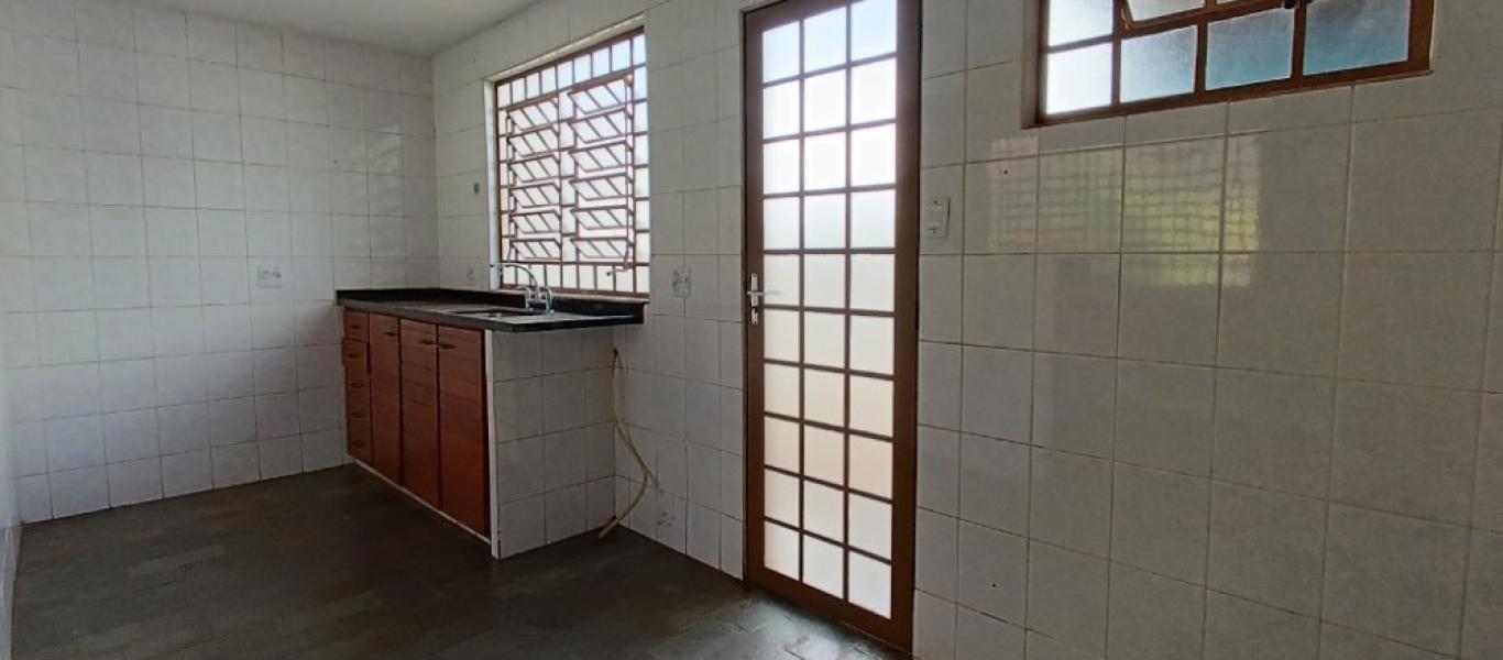 APARTAMENTO NA VILA OPERARIA em Assis