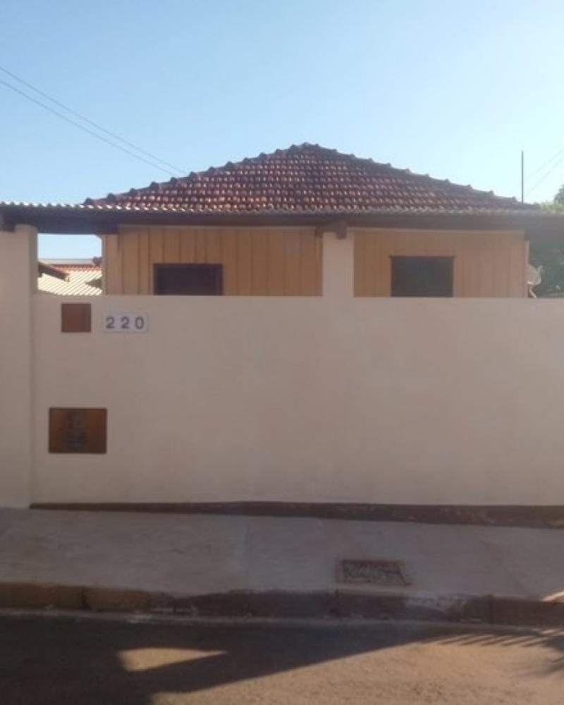 CASA NA VILA CARVALHO em Assis