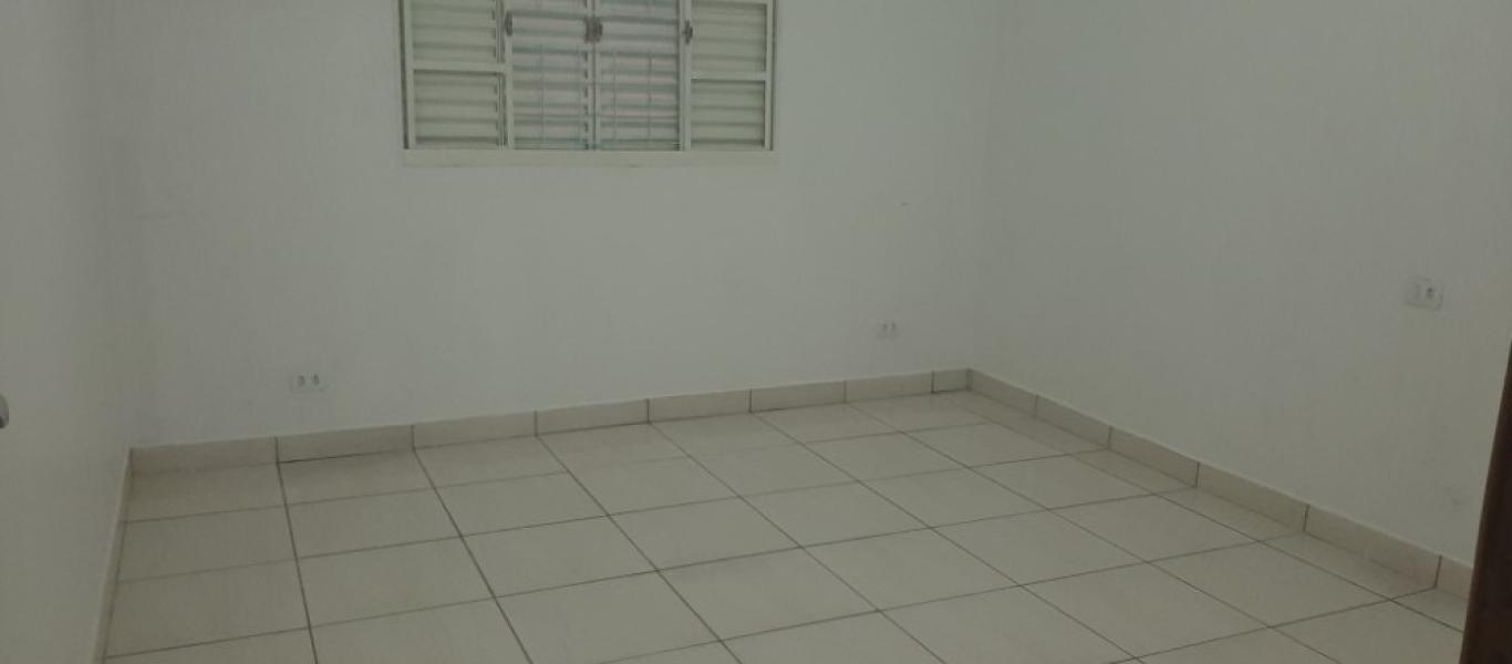 CASA NA Vila Glória em Assis