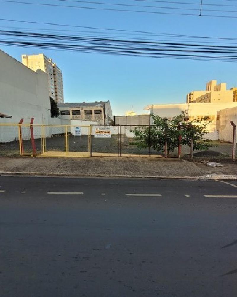 TERRENO NA Centro em Assis