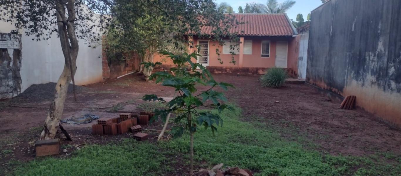 CASA NA Vila Fiuza em Assis