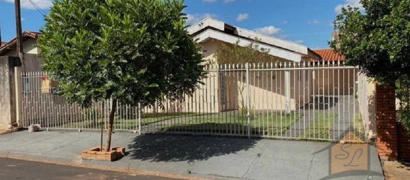 CASA NA Conjunto Habitacional Nelson Marcondes em Assis