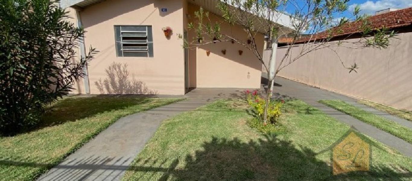 CASA NA Conjunto Habitacional Nelson Marcondes em Assis