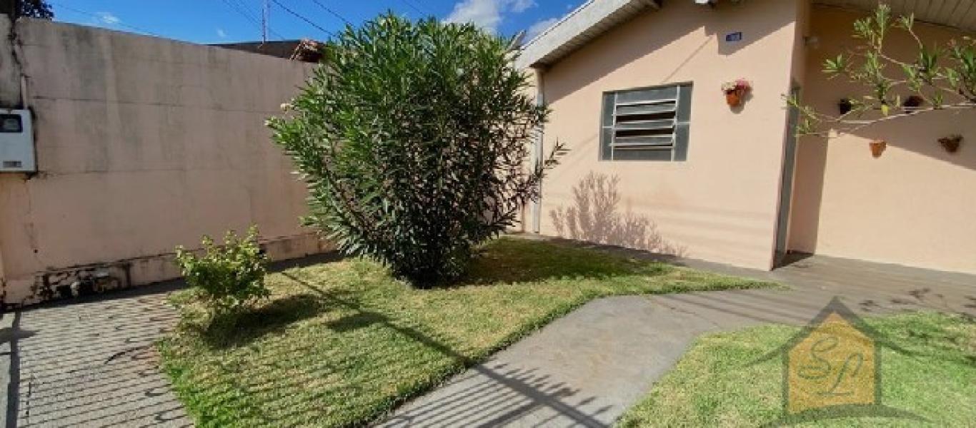 CASA NA Conjunto Habitacional Nelson Marcondes em Assis