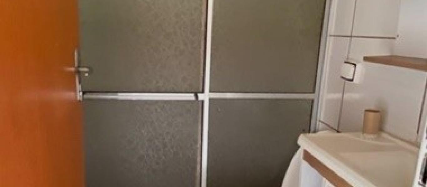 CASA NA Conjunto Habitacional Nelson Marcondes em Assis