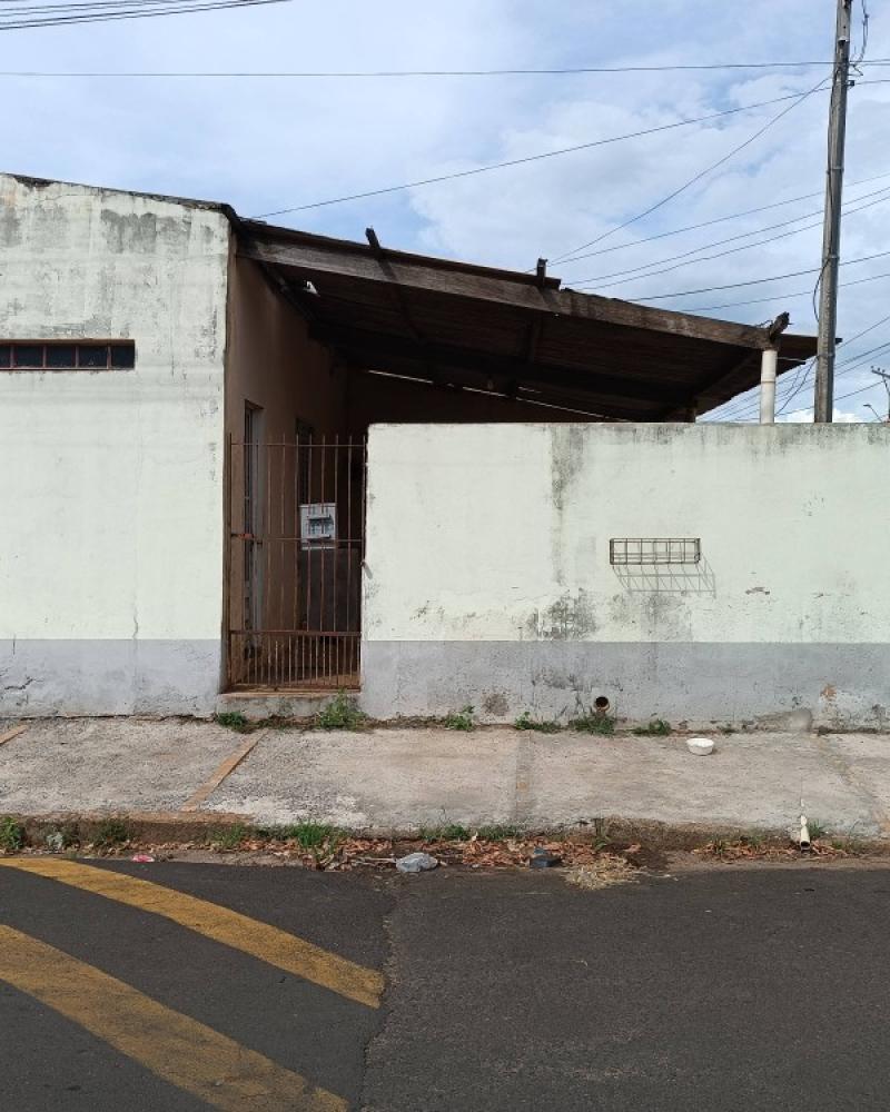 CASA NO Jardim Paraná em Assis