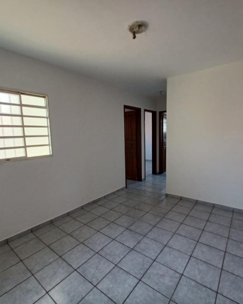 KITNET NA Conjunto Habitacional Irmã Catarina em Assis
