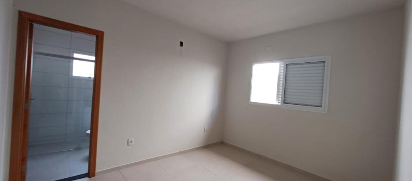 CASA NA Vila Cambuí em Assis