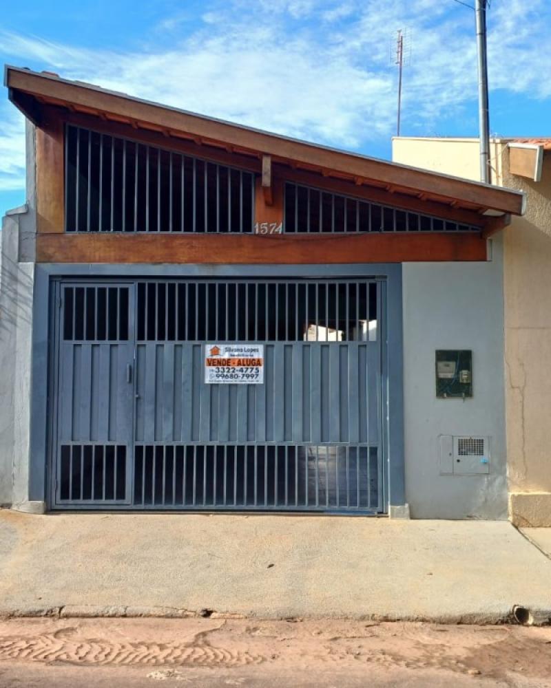 CASA NA Vila Cambuí em Assis