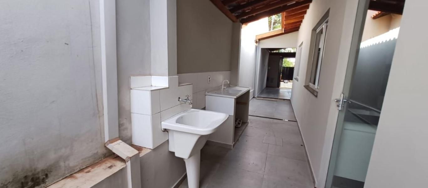CASA NA Vila Cambuí em Assis