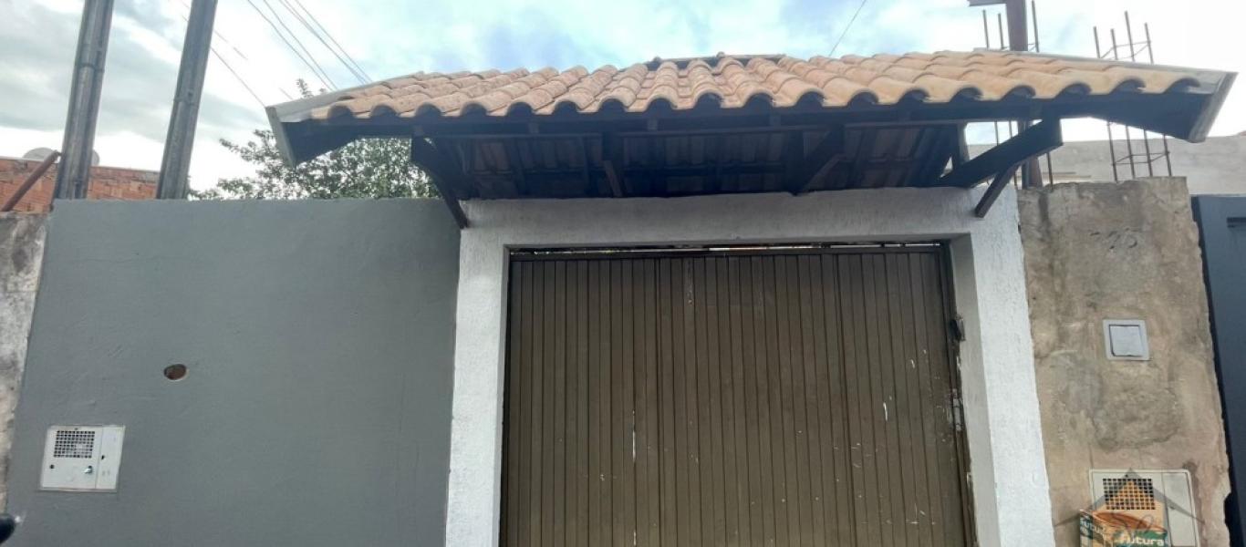 CASA NA Vila Progresso em Assis