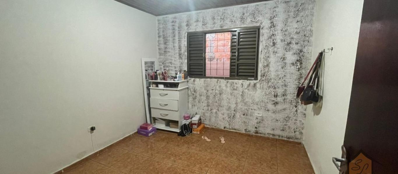 CASA NA Vila Progresso em Assis