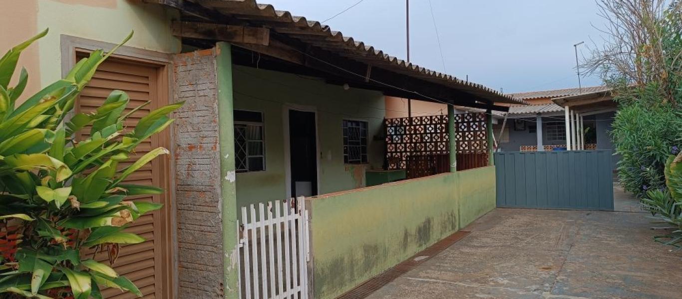 CASA NA Vila Ribeiro em Assis