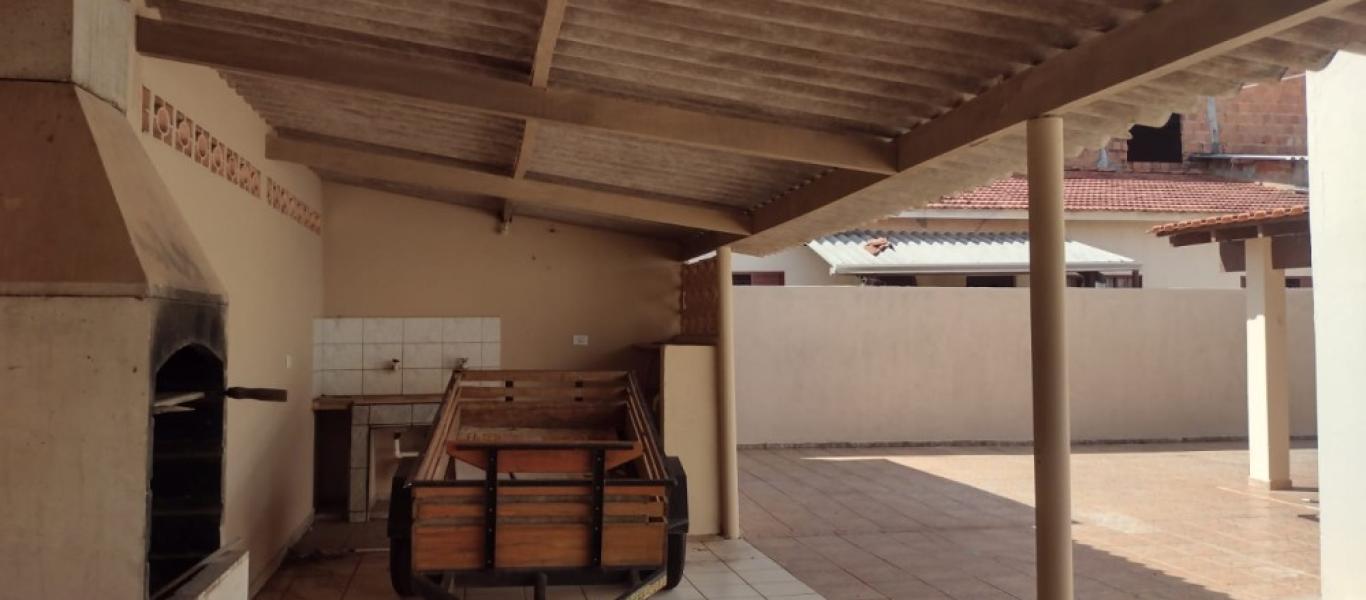 CASA NO Parque Universitário em Assis