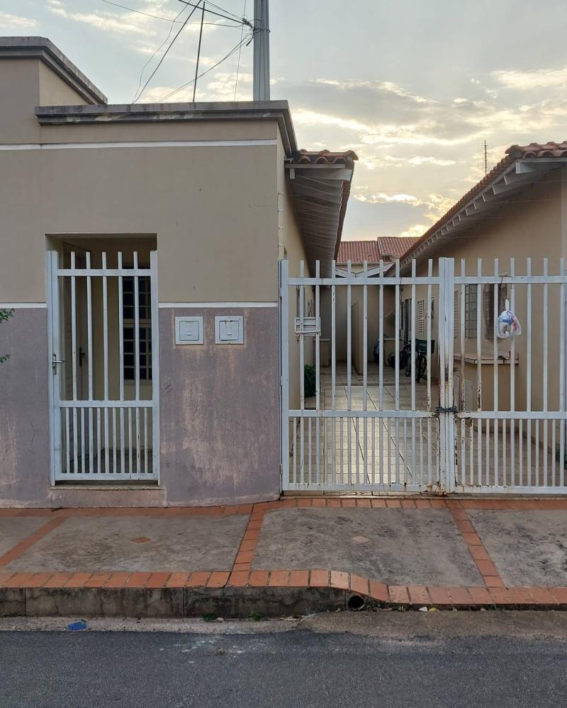 CASA NA Vila Orestes em Assis