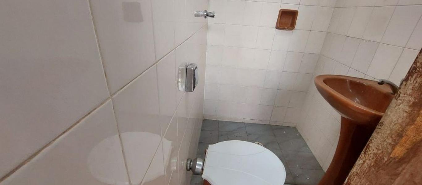CASA NA Vila Central em Assis