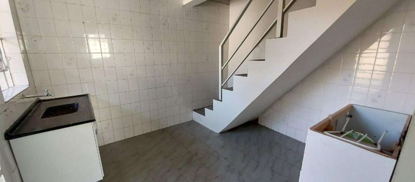 CASA NA Vila Central em Assis