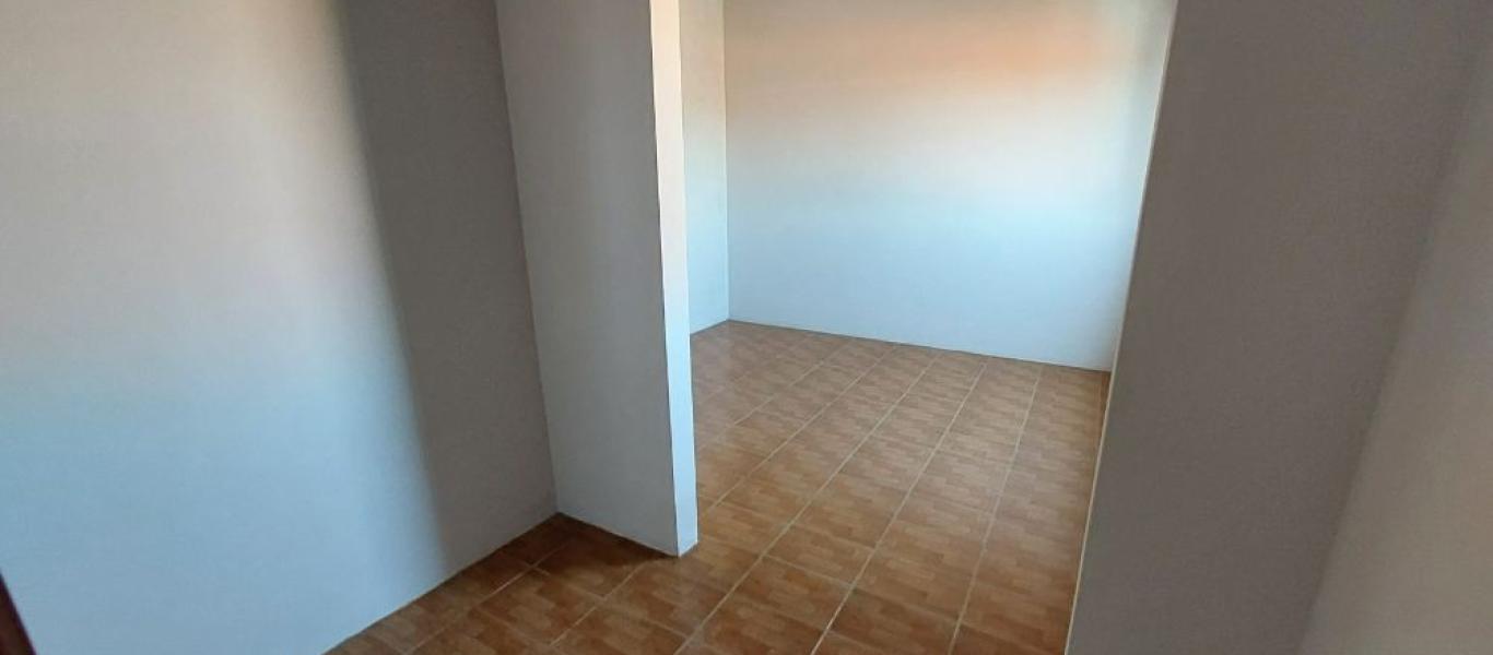 CASA NA Vila Central em Assis