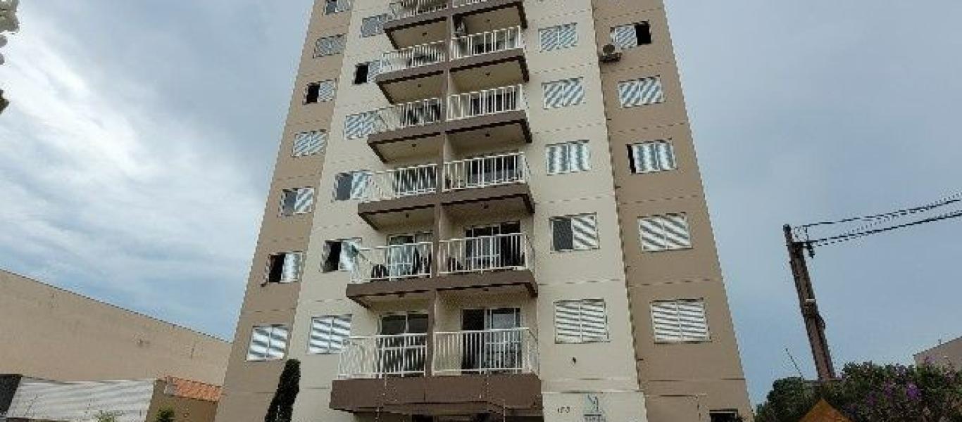 APARTAMENTO NA Centro em Assis