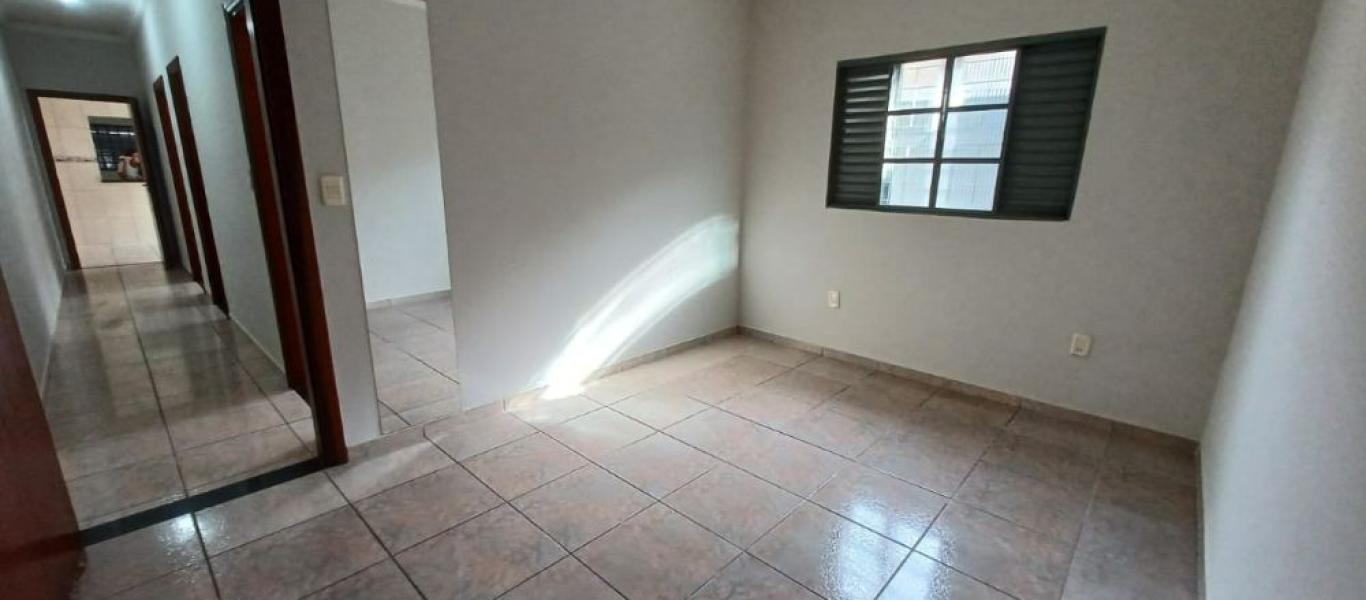 CASA NA Vila Xavier em Assis